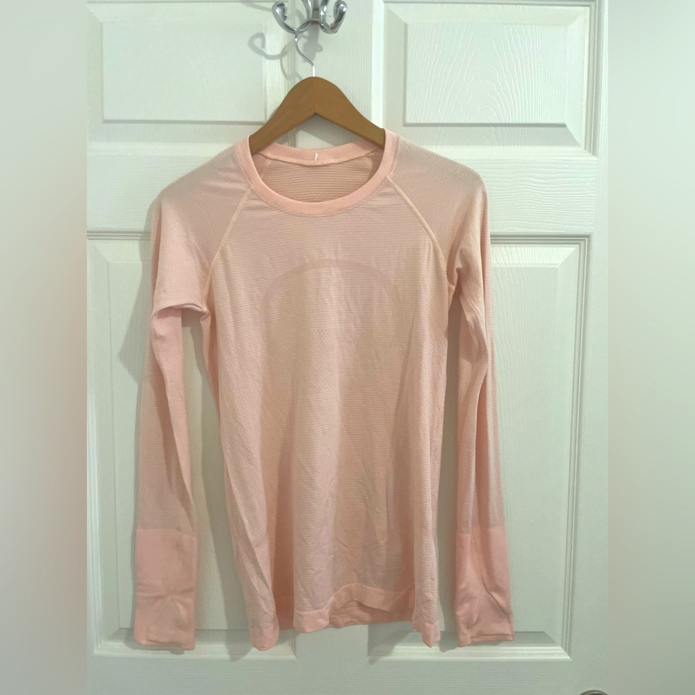 EUC Lululemon Run Swiftly Long Sleeve.
